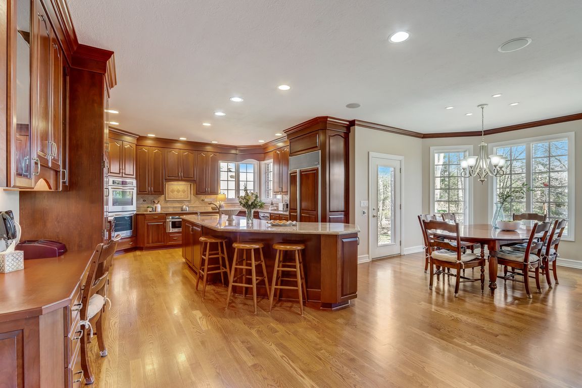 3047 Waterfall Way, Westlake, OH 44145 Zillow