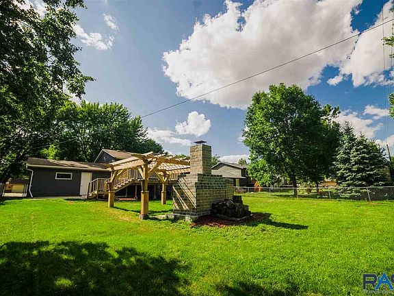 5th image of 3812 S Palisade Ln