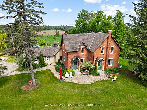 3rd image of 2553 Galetta Side Rd