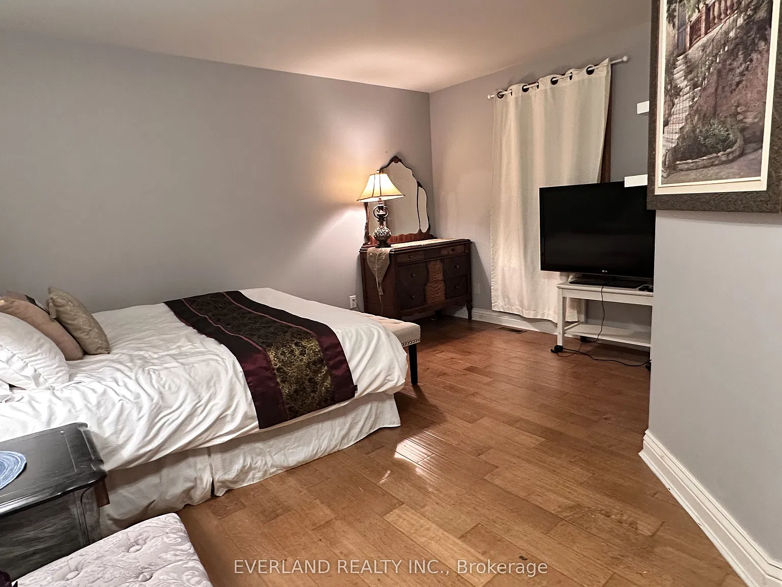 3 bed, $2,600 — Photo 3