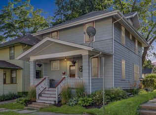 405 S Evans St, Bloomington, IL 61701