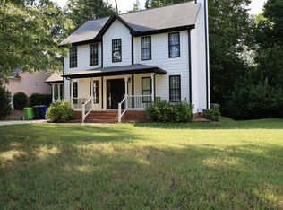 2712 Tryon Pines Dr, Raleigh, NC 27603