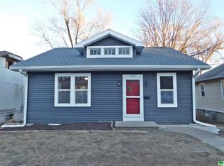 2220 Jones St, Sioux City, IA 51104