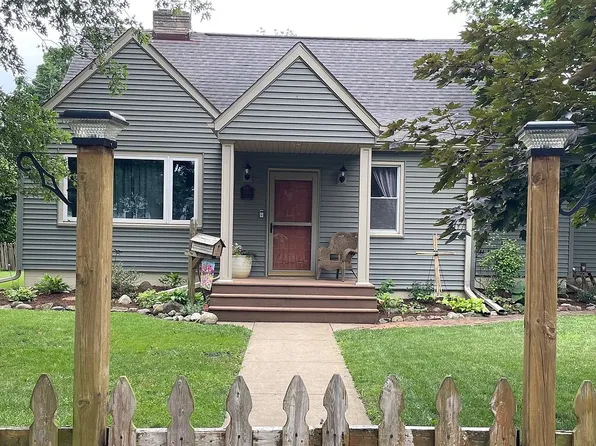 1629 N Logan St, Chillicothe, IL 61523