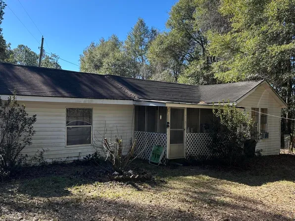 2084 County Highway 183 S, Defuniak Springs, FL 32435