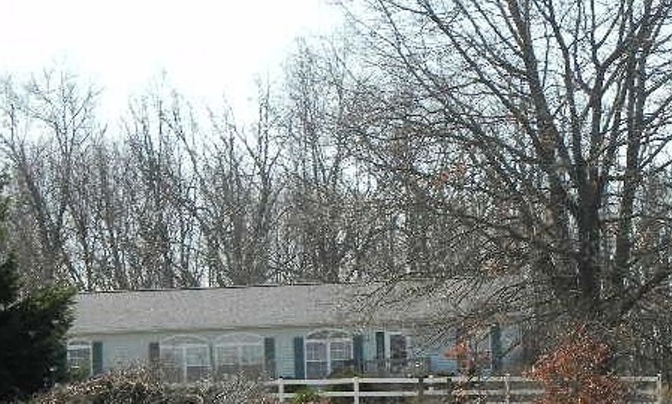 2448 36th St, Allegan, MI 49010 Zillow