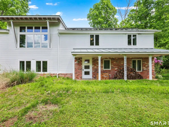 79 Mulberry Road, Mansfield, CT 06250