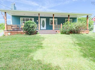112 Pleasant St, Stellarton, NS B0K 1S0