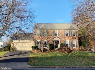 13128 Thornapple Pl, Herndon, VA 20171