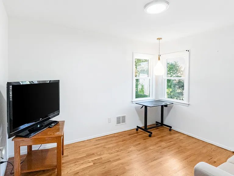 31 Frederick Ln — Photo 39