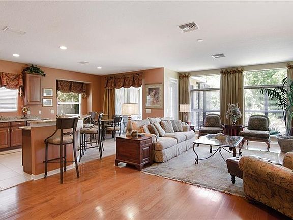 5th image of 8116 Hampton Lake Dr