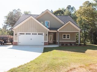 632 Campbell Rd, Covington, GA 30014