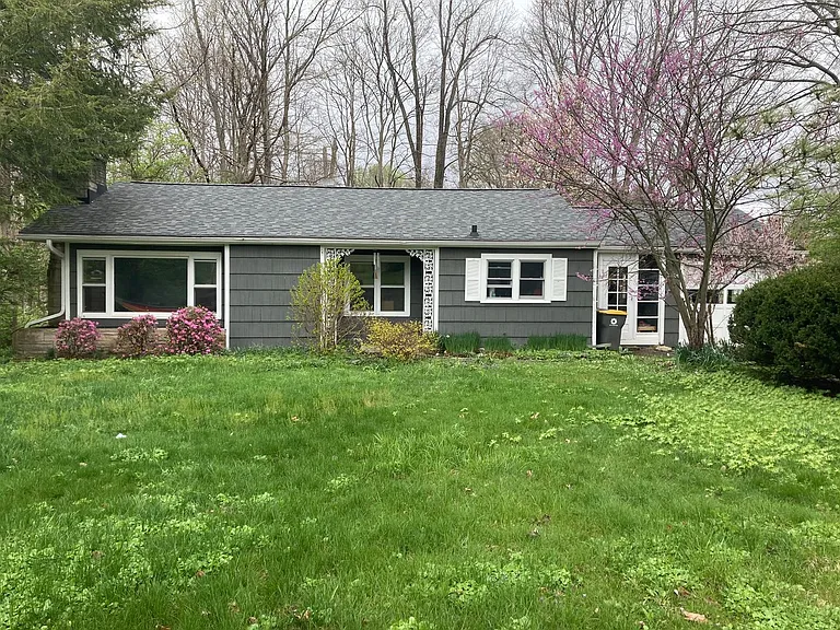 1615 E Matlock Rd — Photo 1