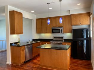 180 Oberg Ct, Mountain View, CA 94043