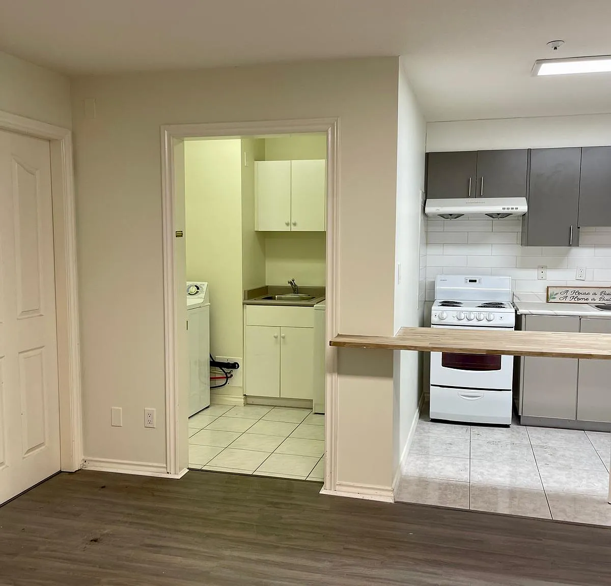2 bed, 1200 sqft, $2,300 — Photo 4