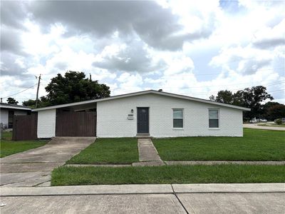 2128 Dupont Dr, Gretna, LA, 70056