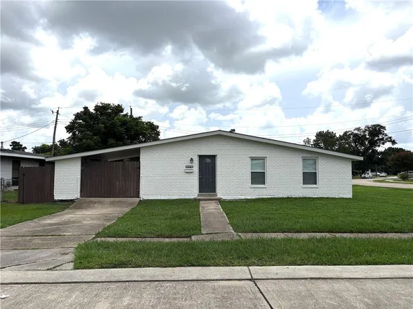 2128 Dupont Dr, Gretna, LA 70056
