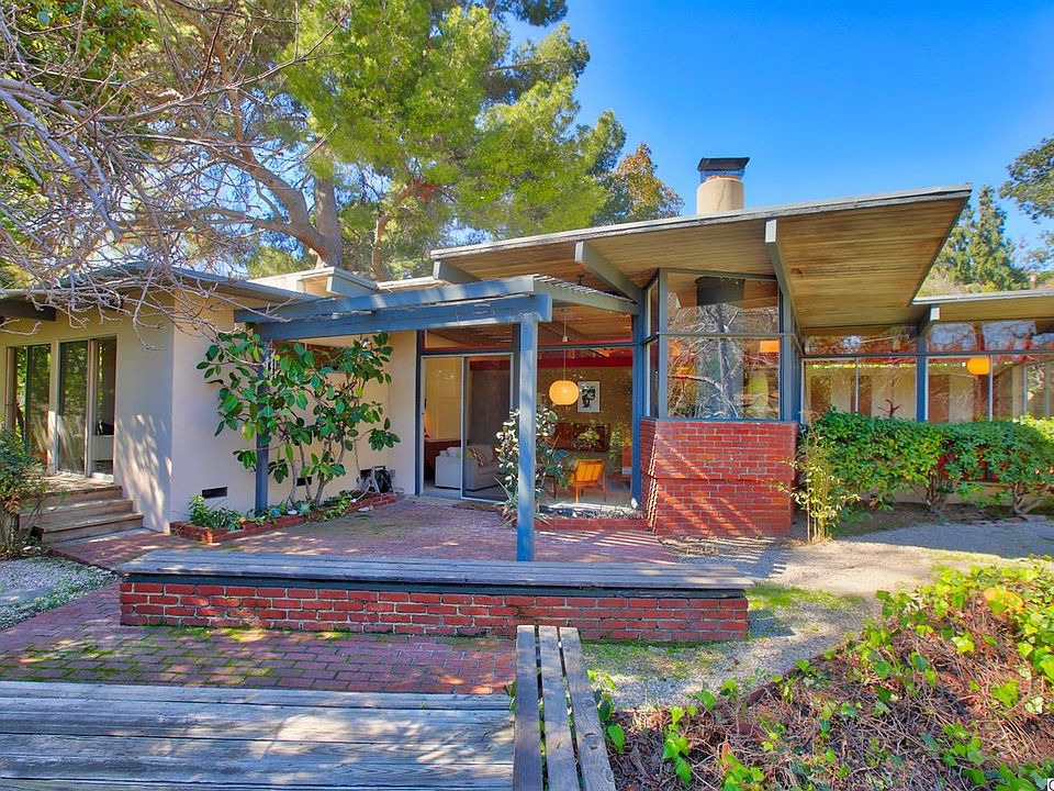 1st image of 1055 Alta Pine Dr
