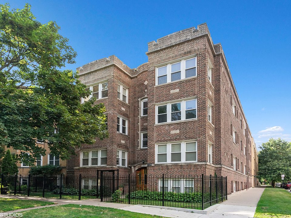 1st image of 2223 W Highland Ave APT 3E