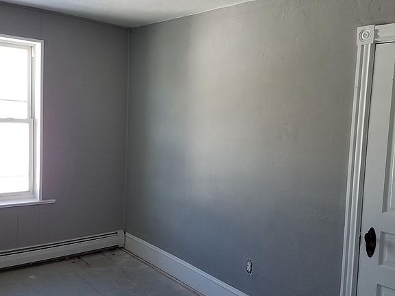 Good-sized bedroom. Carpet to come.