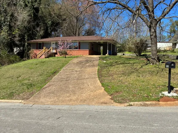 3521 E Crest Dr, Chattanooga, TN 37406