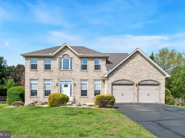 12 Emerald Ridge Dr, Bear, DE 19701