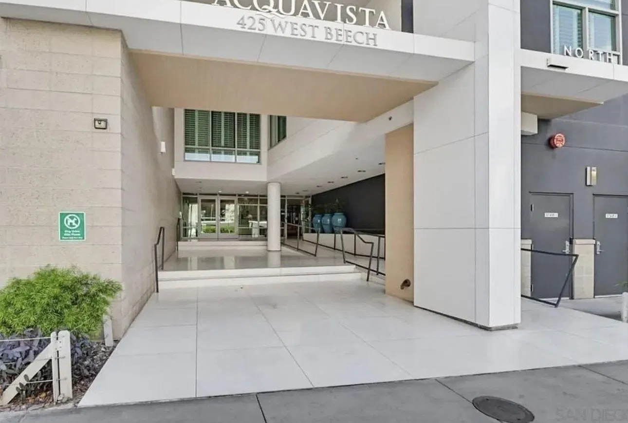 1 bed, 758 sqft, $3,200 — Photo 2
