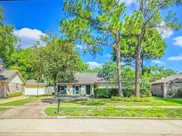14206 Ella Lee Ln — Photo 3