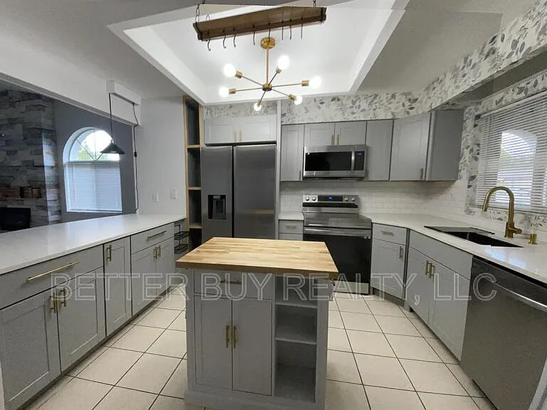 25 Plain View Dr #B — Photo 7