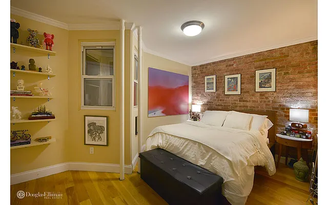 Rented by Douglas Elliman | media 38