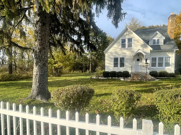 W5302 State Highway 67, Walworth, WI 53184