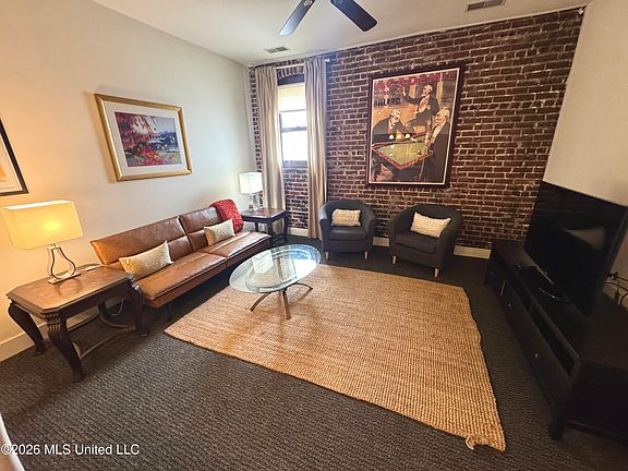 3rd image of 228 Yazoo Ave #C
