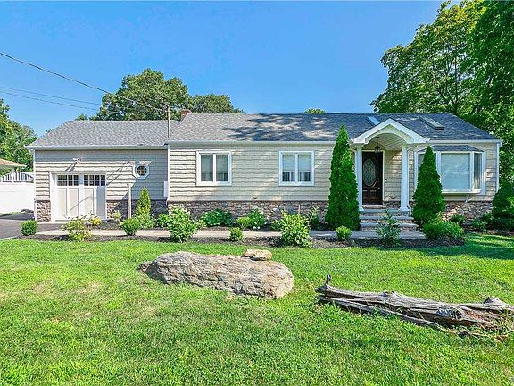 2nd image of 331 Forest Ln