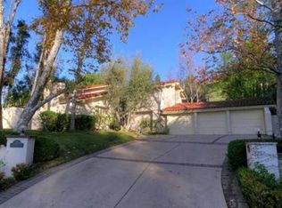 23547 Park Belmonte, Calabasas, CA 91302