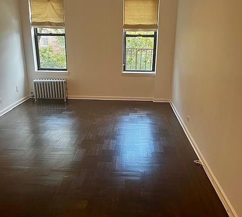 3rd image of 41-42 42nd St #4K