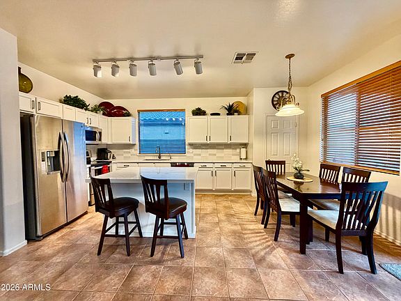 4th image of 17540 W Canyon Ln
