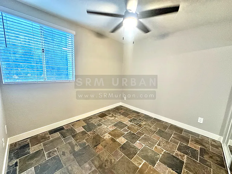 959 Vine St #2 — Photo 13