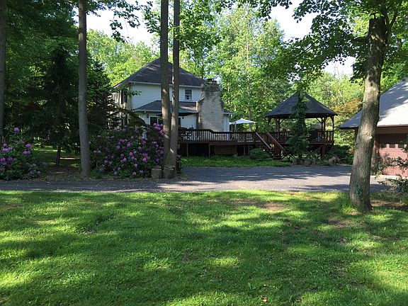 Side 1400 Sq Ft Deck/Gazebo