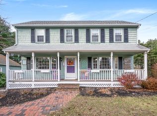 25 Georgia Dr, Walpole, MA 02081
