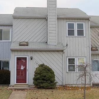 1st image of 169 E Green Valley Cir