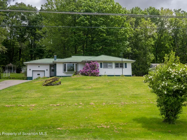 1332 Heart Lake Rd, Scott Township, PA 18433
