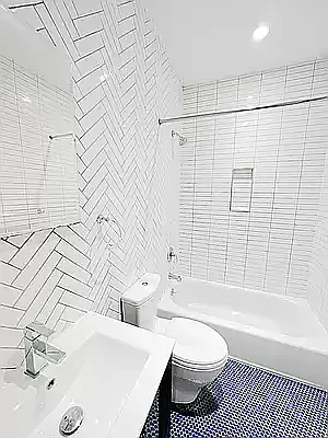 Rented by Avenues Real Estate | media 33