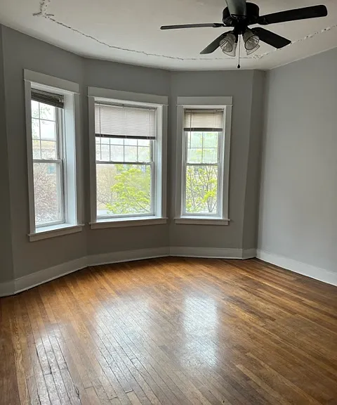 4540 N Sheridan Rd #3 — Photo 2