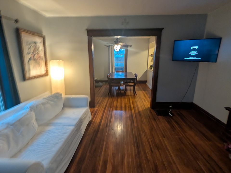1st image of 706 Union Ave SE
