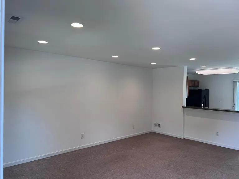 8388 Saylor Ct — Photo 3