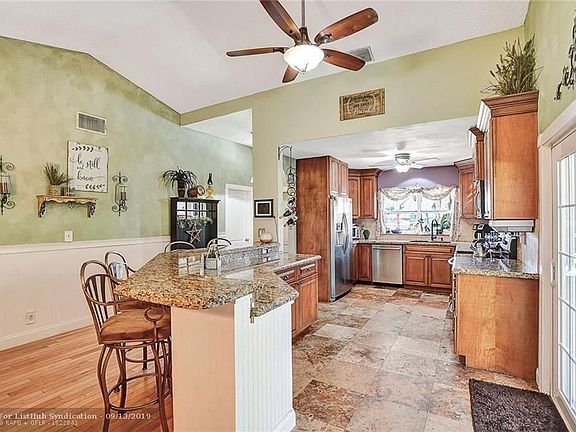 2nd image of 7329 NW 38th Ct