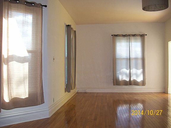 3rd image of 419 Clark St