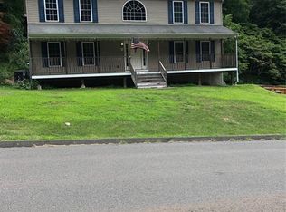 23 Shelton St, Derby, CT 06418