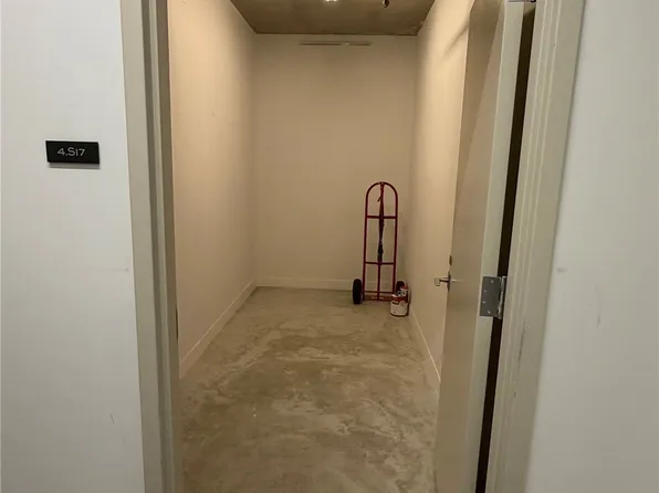 1108 Auahi St #4S17, Honolulu, HI 96814