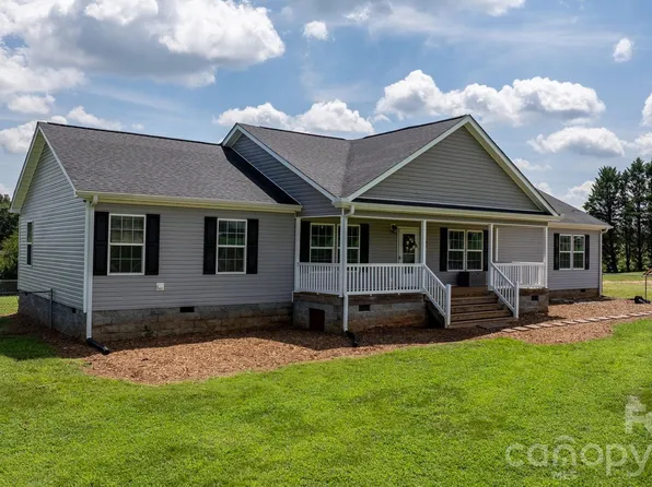 2915 Texs Fish Camp Rd, Connelly Springs, NC 28612